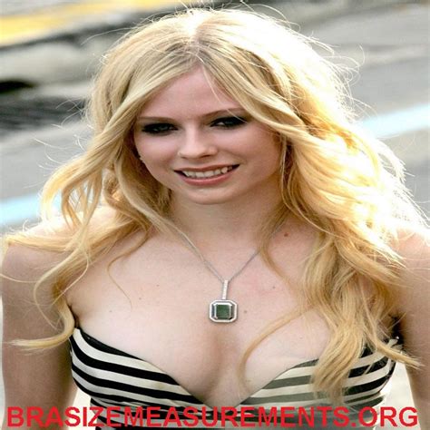 Avril Lavigne Bra Size And Body Measurements
