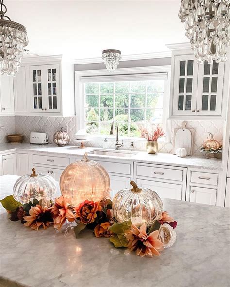 15 Best Fall Kitchen Decor Ideas To Steal