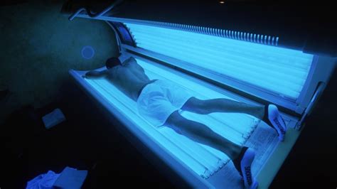 Sunlamps And Tanning Beds Get Fda Warning Cnn