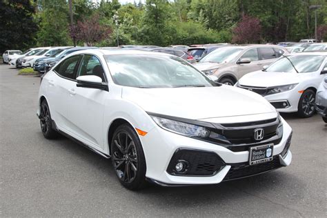All that's good about the civic, but with an added dose of utility. New 2019 Honda Civic Hatchback Sport Touring Hatchback in ...