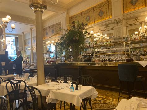 Le Grand Colbert Dans La Grande Tradition Des Brasseries Parisiennes