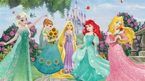 Pin By Caroline Amanek On Disney Princess Disney Princesses And