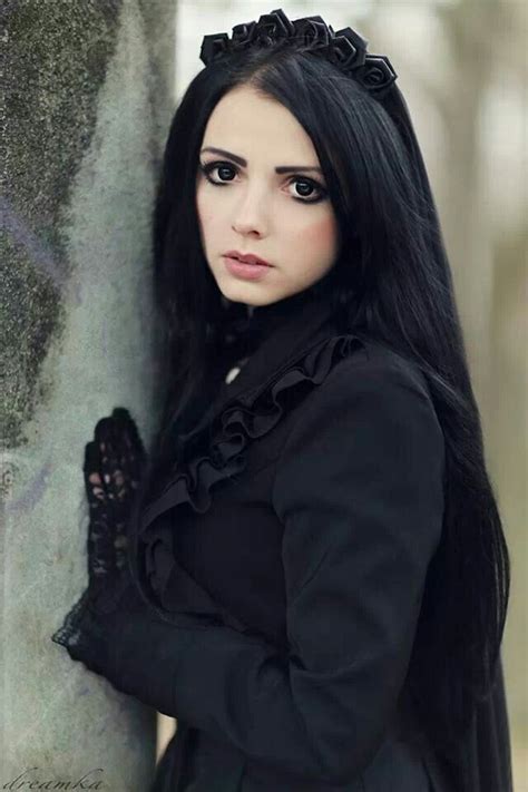 What Dark Eyes Goth Beauty Gothic Beauty Goth