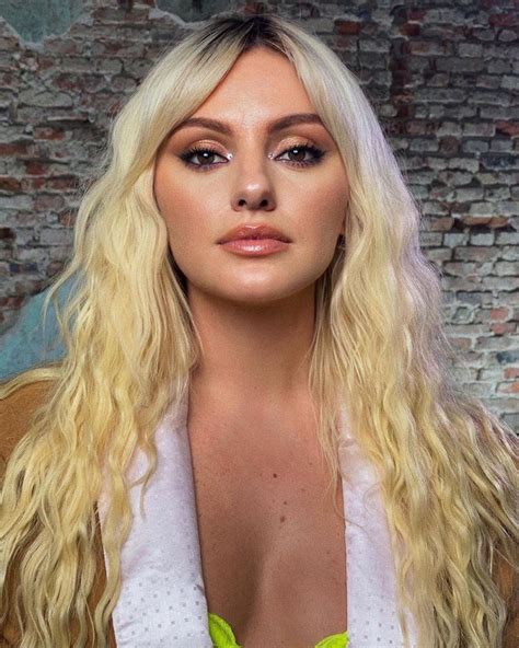 Alexandra Stan Live Stream 03252020 • Celebmafia