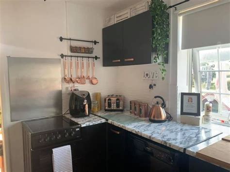 Diy Fan Gives Kitchen Gorgeous Makeover Using Fablon And Homesense
