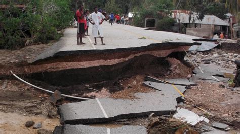 Hurricane Matthew: Responding to Haiti devastation | World Vision