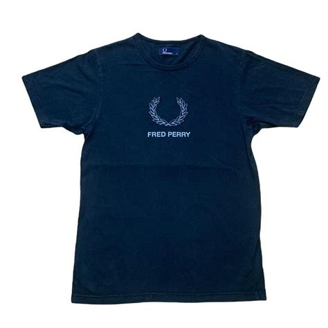 Fred Perry Mens Navy T Shirt Depop