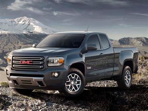2015 Chevy Coloradogmc Canyon Best In Class V6 Mpg Kelley Blue Book