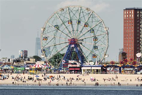 Summer Fun In Coney Island Brooklyn Location Info And Guide Top
