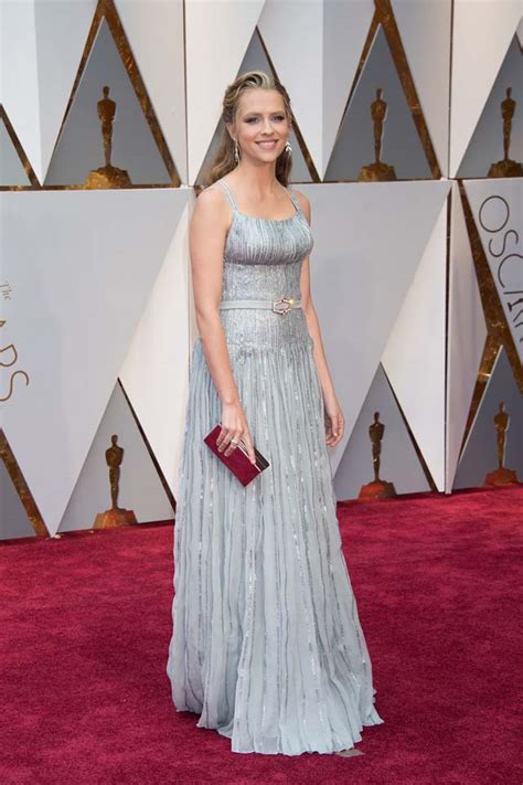 Here is a list of all the celebrities who made it to the best dressed of the lot. Oscars 2017 Red Carpet Dresses: Best Dressed Celebrities ...