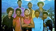 Let's Groove - Earth, Wind And Fire - 1981 - YouTube