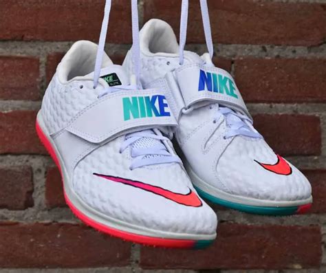 Best High Jump Spikes For 2021 Track Spikes