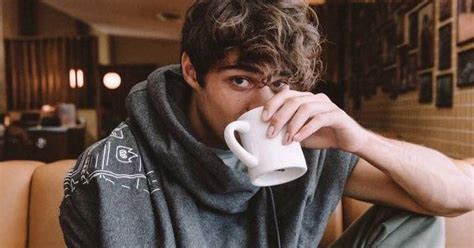 5 Tweets De Noah Centineo Que Demuestran Que Es El Hombre De Nuestros Sueños