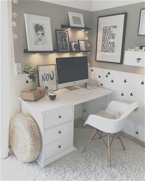 10 Cute Desks For Bedrooms