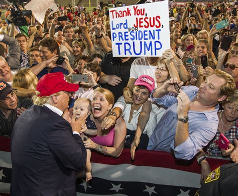 Lets Break Down This Amazing Donald Trump Picture From His Alabama