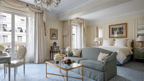 Luxury Paris Hotel Suites And Rooms Four Seasons George V Paris