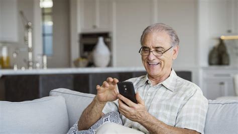 Free Aarp Cell Phones For Seniors With Mobile Plan 2023