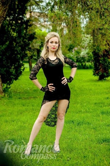 date ukraine single girl lyudmila blue eyes blonde hair 36 years old id188558