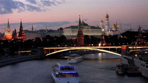 View At Moscow Kremlin From Moskva River At Night Time Lapse Youtube