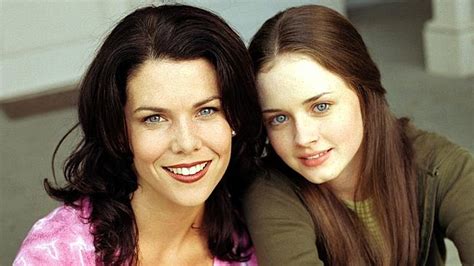 Gilmore Girls Netflix Revival Why Lorelai And Rory Are The Worst