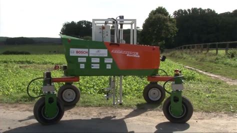 自動化農業的一大步！農田機器人 Bosch Bonirob 接手最繁雜的除草工作 Technews 科技新報