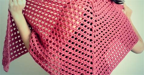 Lo hizo para mi madre, y ahora vive en mi armario. CHAL TRIANGULAR FACIL A CROCHET - Ahuyama Crochet