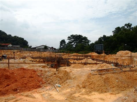 Bilik untuk disewa (4 bilik 3 bilik air) new double storey corner unit (taman berlian, kota samarahan, sarawak) kemasukan segera • master bedroom (not available, currently tenanted) • bedroom 1 (upstair) + kipas ceiling + tilam baru + langsir = rm400 (boleh tambah katil + meja study upon request selepas bayar deposit) • bedroom 2 (upstair) + kipas ceiling + tilam baru + langsir = rm400. Gallery - Versabina