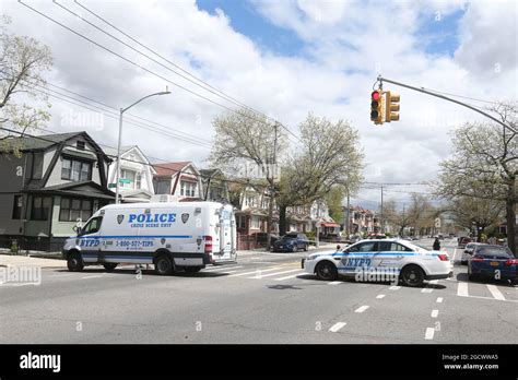 New York City Usa Nypd Police Crime Scene Unit In Brooklyn New York At