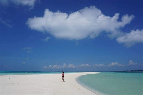 Dalam dunia nyata, air keruh terlihat sangat tidak enak untuk dipandang. Sensasi berjalan di tengah lautan dengan hamparan pasir ...