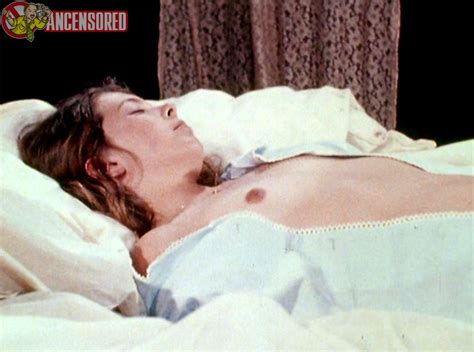 Naked Julie Ritter In Death Bed The Bed That Eats