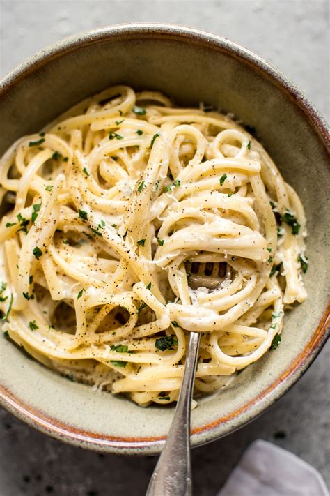 15 Minute Creamy Garlic Pasta Recipe • Salt And Lavender