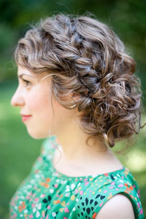 Natural Curly Hairstyles For Wedding