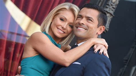 Kelly Ripa And Mark Consuelos Show Some Skin In Steamy Poolside