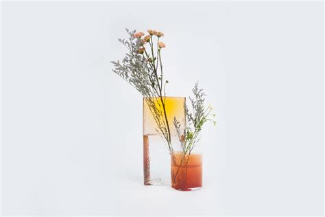 Balance Vase Mingdu Design