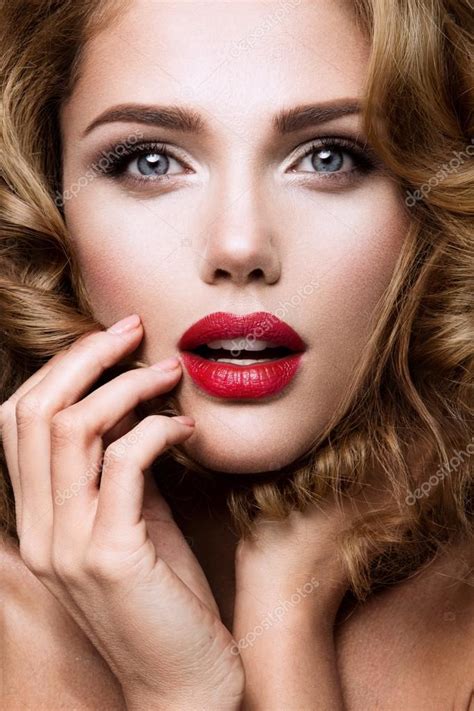 Make Up Glamour Portrait Of Beautiful Woman Model With Fresh Makeup