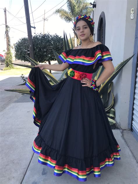 Mexican Black Skirt With Top Handmade Beautiful Frida Etsy Mexican Outfit Traditional