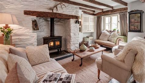 A Decorators Guide To Cottage Style Decor Cottage Living Rooms