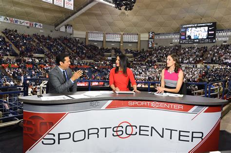 Experienced Core Of Commentators Return To Espns Womens College Basketball Lineup Espn Press