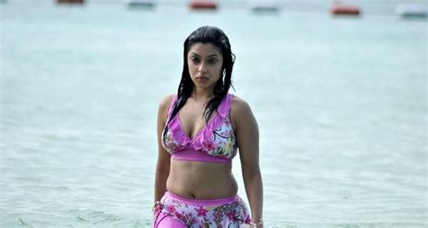 Photo Sharing Hot And Spicy Tollywood Actress Payal Hosh Photos From