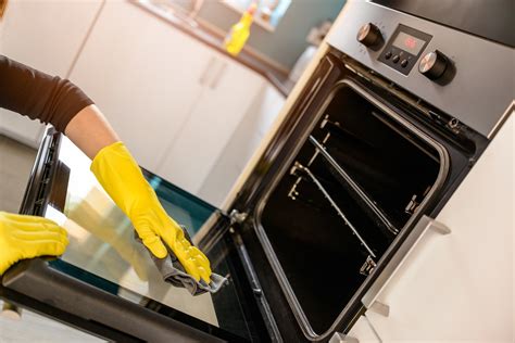 Clean Your Oven With Baking Soda And Vinegar Ovenclean Blog