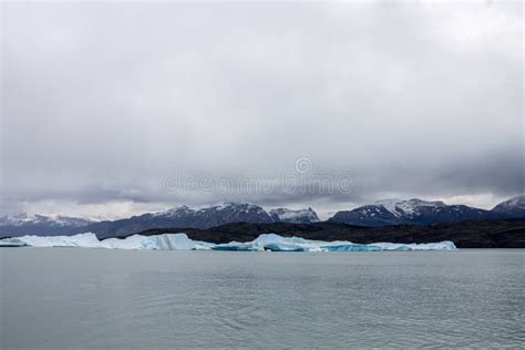 Argentino Lake Stock Image Image Of America South Patagonia 39495043