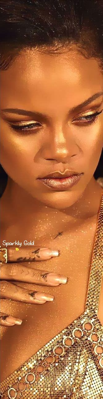 Rihanna Fenty Beauty Body Lava 2019 Rihanna Fenty Sparklygold