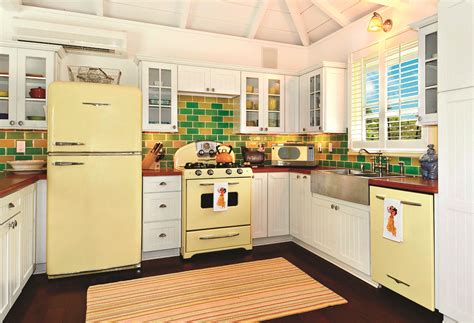 Bring New Life To Your Kitchen With Color Retro Kitchen Appliances
