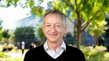 Geoffrey Hinton: The story of the British 'Godfather of AI' - who's not ...