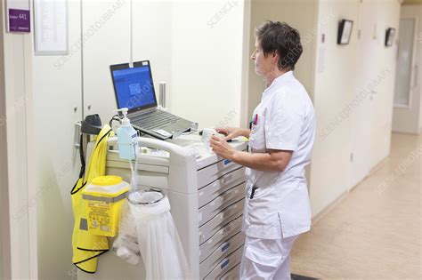 Nurse Dispensing Drugs On Hospital Ward Stock Image C0485768