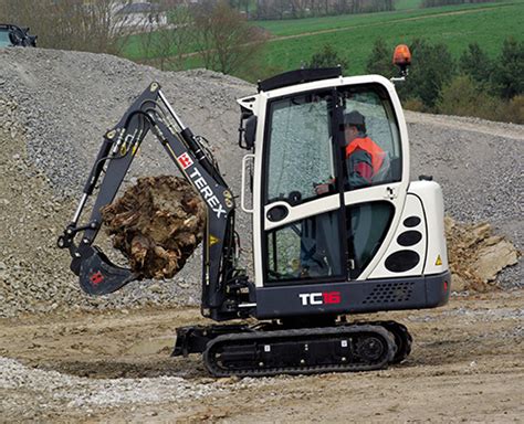 Terex Debuts Tc16 And Tc29 Compact Excavators Landscape Management