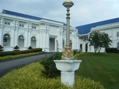 It is constructed by sultan abu bakar who is the greatest and most influential leader of johor in the early days. Exciting Journey to the History of Johor: First Entry ...