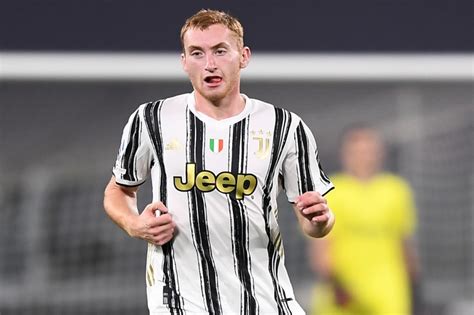 Check out his latest detailed stats including goals, assists, strengths & weaknesses and match ratings. Juve, Kulusevski-Chiesa: 100 milioni finiti in panchina e ...