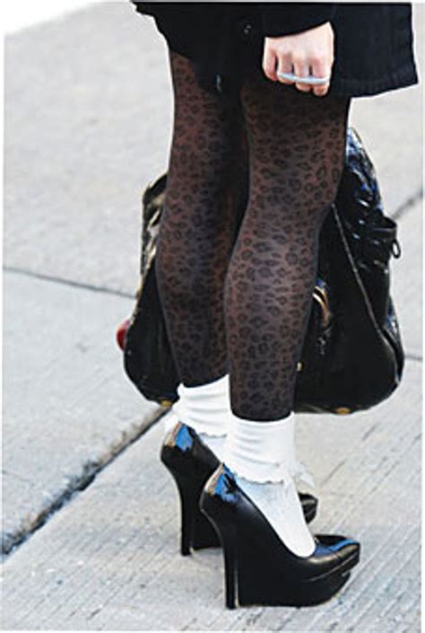 The Dos And Donts Of Wearing Tights Glamour