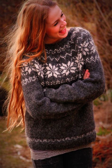 Icelandic Wool Sweater Pure Wool Grey With A White Nordic Etsy Häkeln Pullover Muster